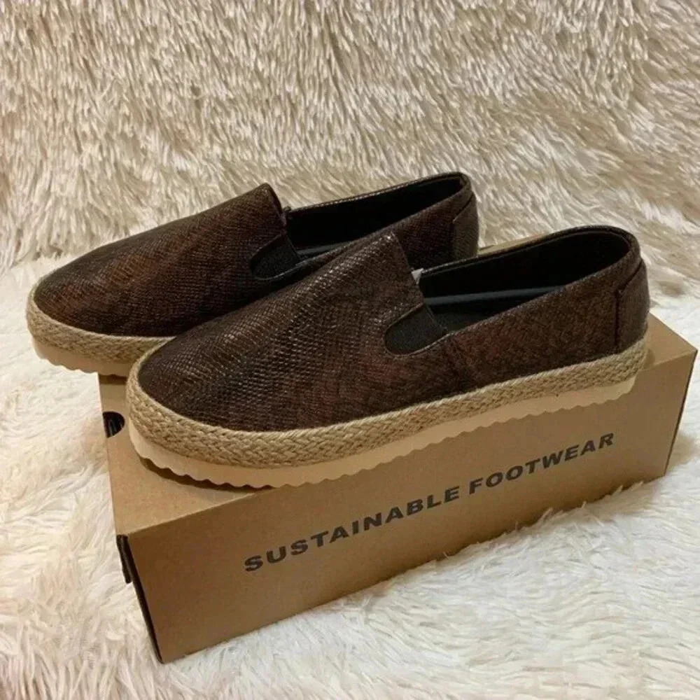 Electric Karma Women's Lola Chocolate Slip-on 9